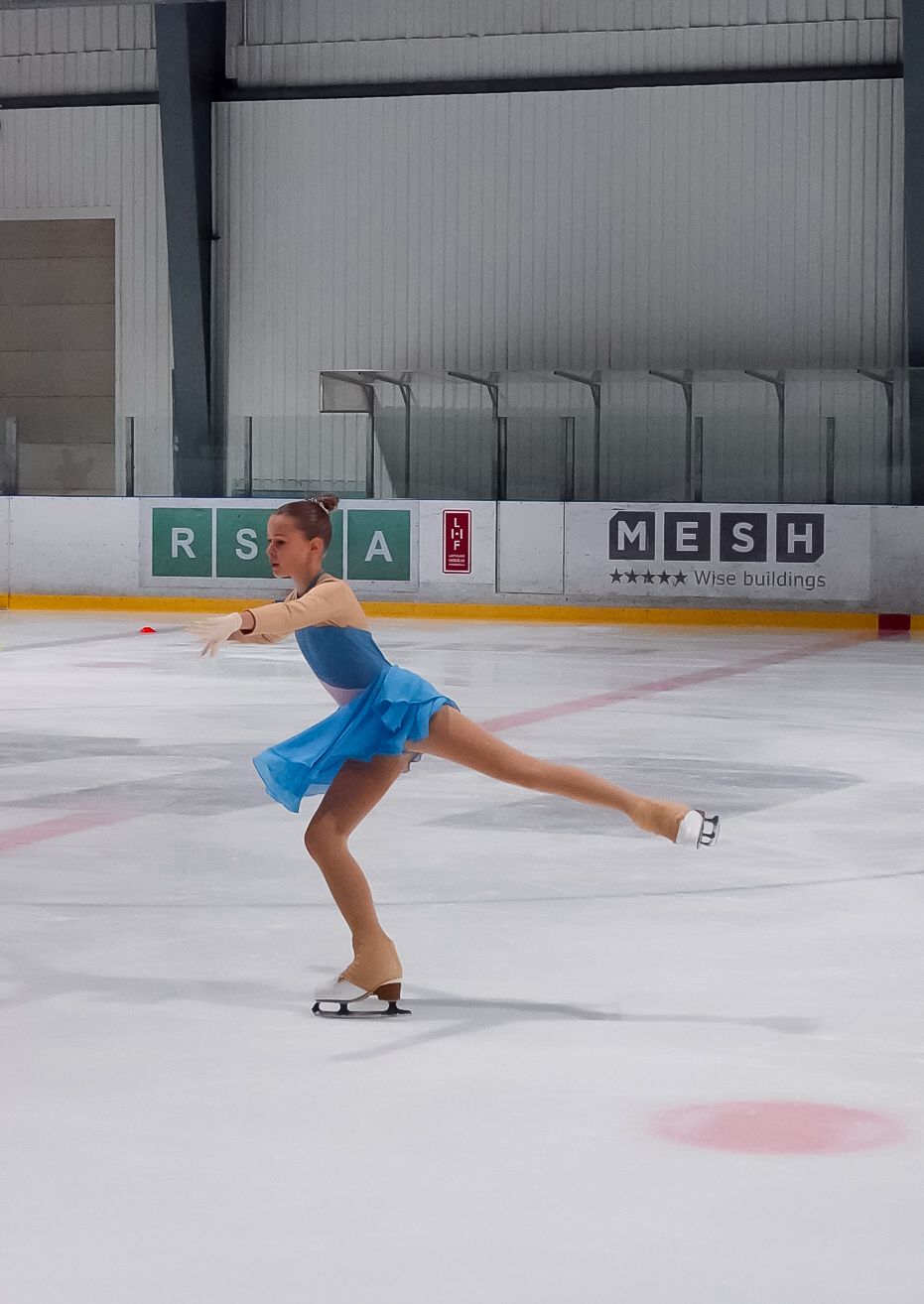 dailslidosana-klubs-sezona-2025-2026-jaunaka-slidotaja-05